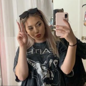 Meet your Posher, Cecilia